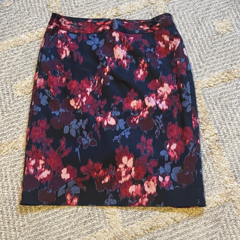 Van Heusen - Floral Print Skirt